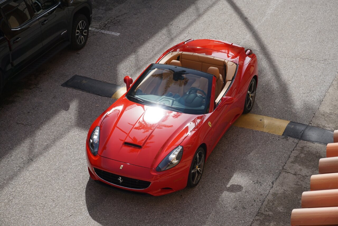 2014 Ferrari California   - Photo 60 - Naples, FL 34104