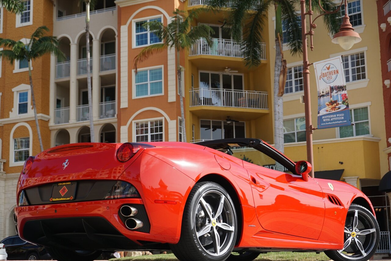 2014 Ferrari California   - Photo 55 - Naples, FL 34104