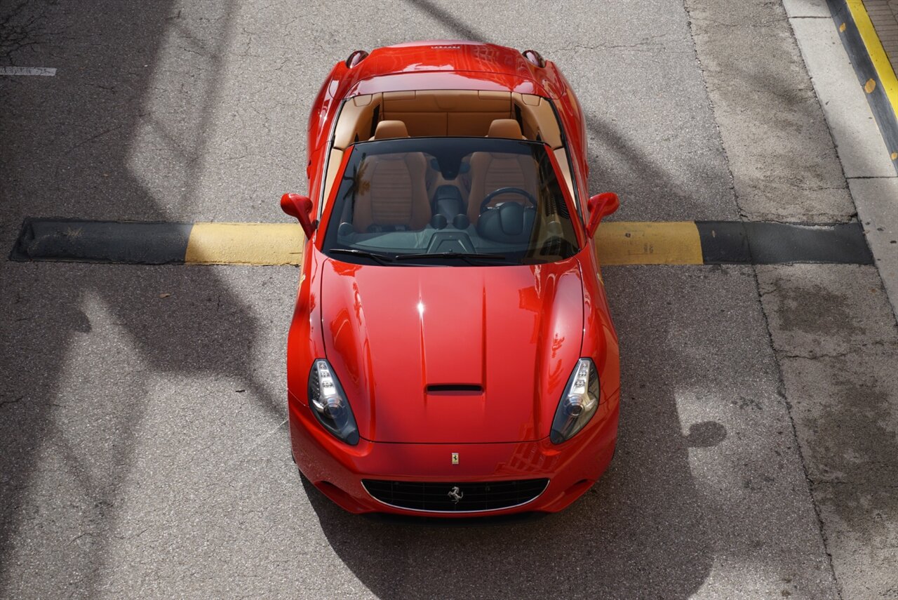 2014 Ferrari California   - Photo 58 - Naples, FL 34104