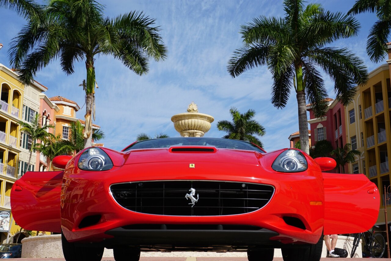 2014 Ferrari California   - Photo 33 - Naples, FL 34104