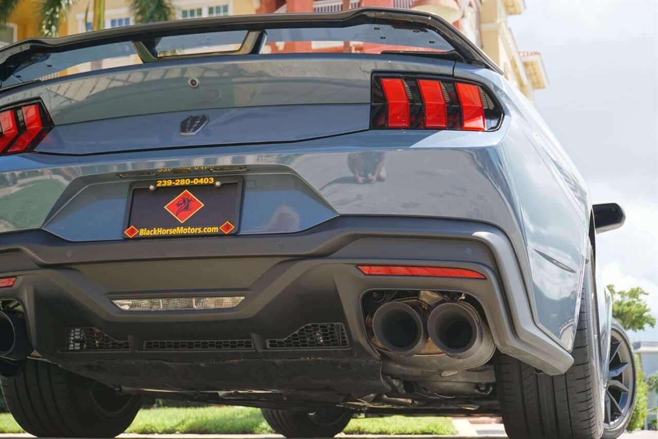 2024 Ford Mustang Dark Horse   - Photo 43 - Naples, FL 34104