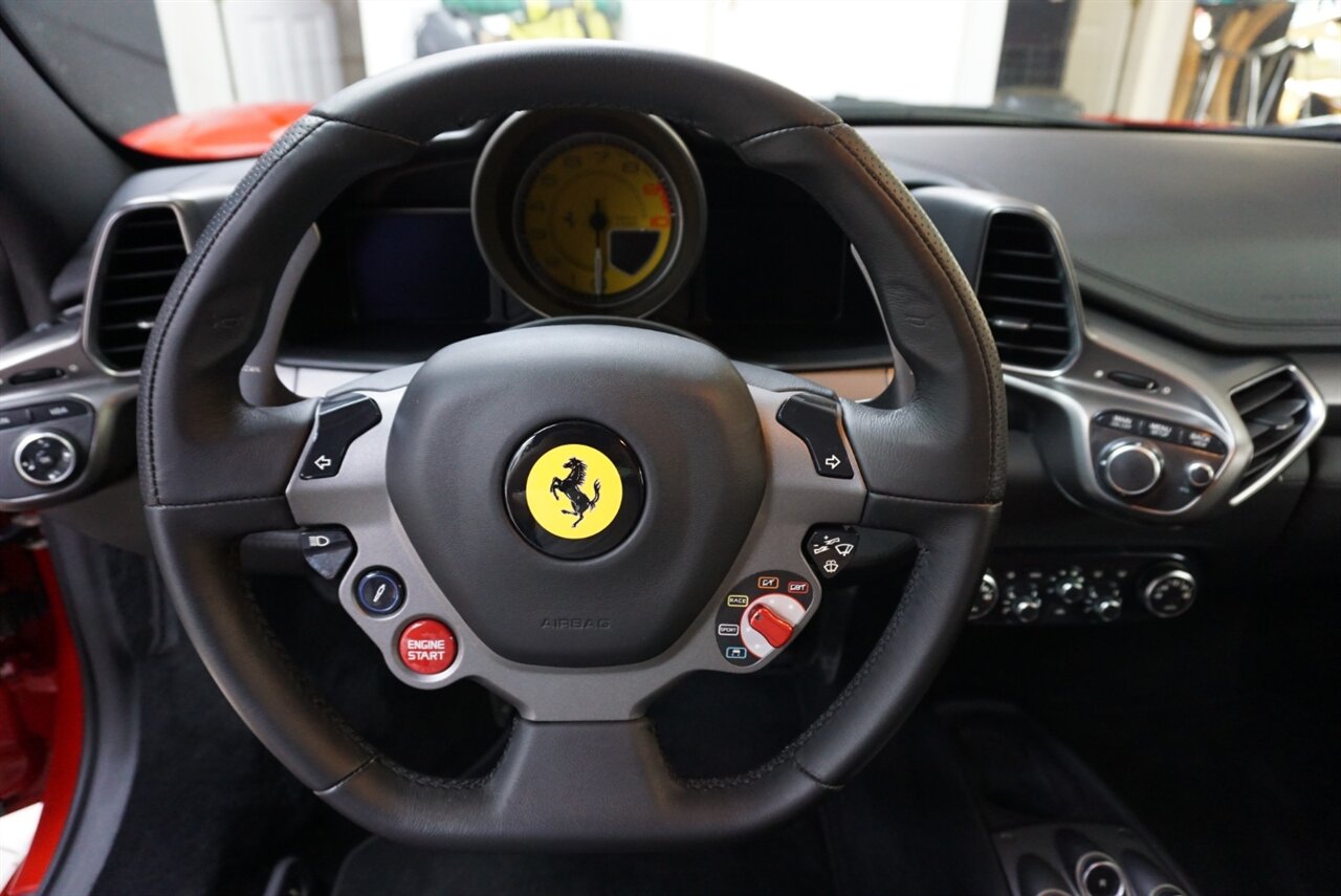 2010 Ferrari 458 Italia   - Photo 12 - Naples, FL 34104