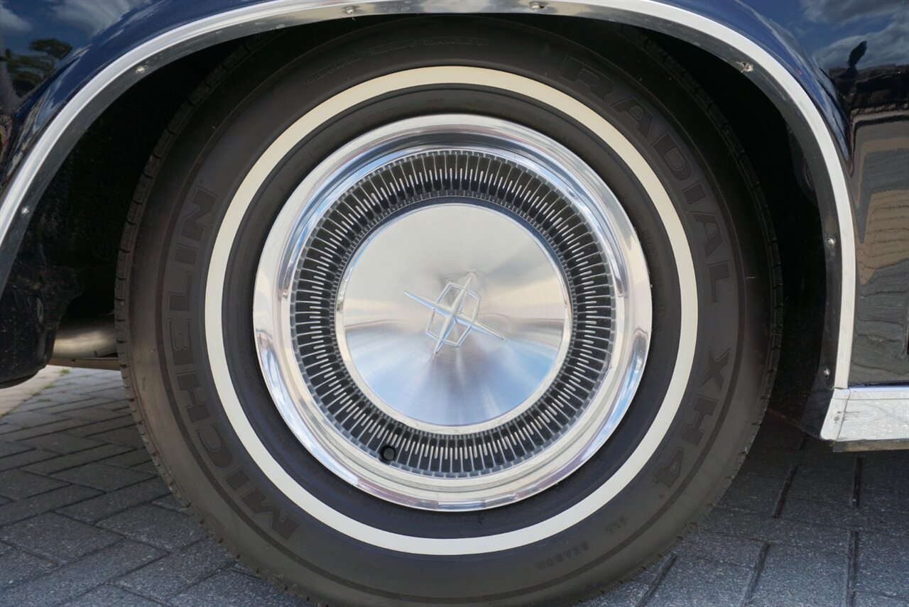 1967 Lincoln Continental Convertible   - Photo 27 - Naples, FL 34104