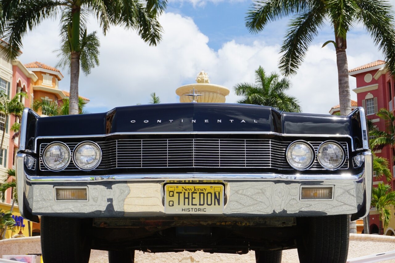1967 Lincoln Continental Convertible   - Photo 25 - Naples, FL 34104