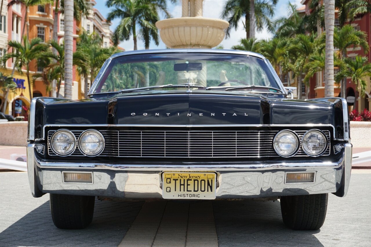 1967 Lincoln Continental Convertible   - Photo 8 - Naples, FL 34104
