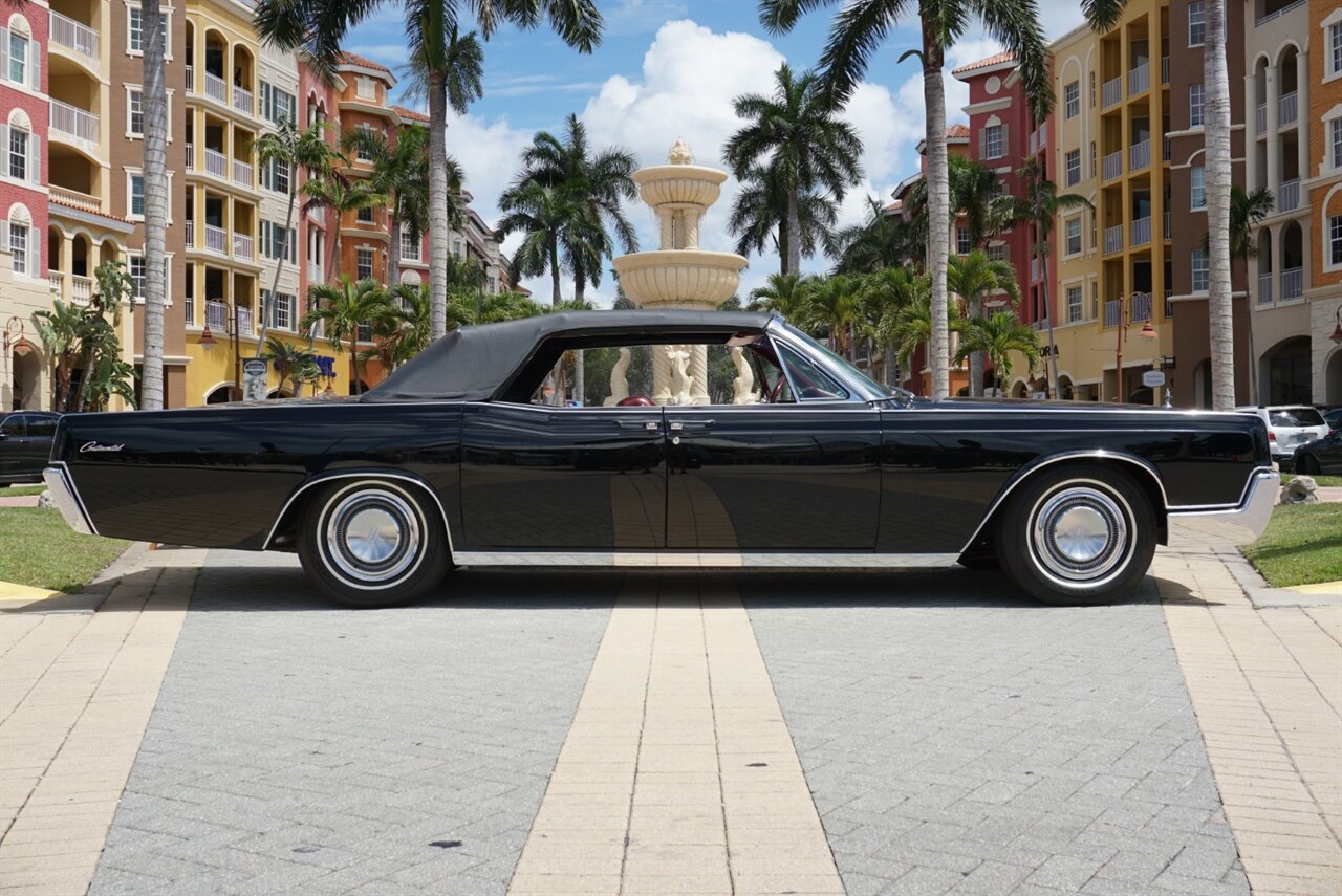 1967 Lincoln Continental Convertible   - Photo 3 - Naples, FL 34104