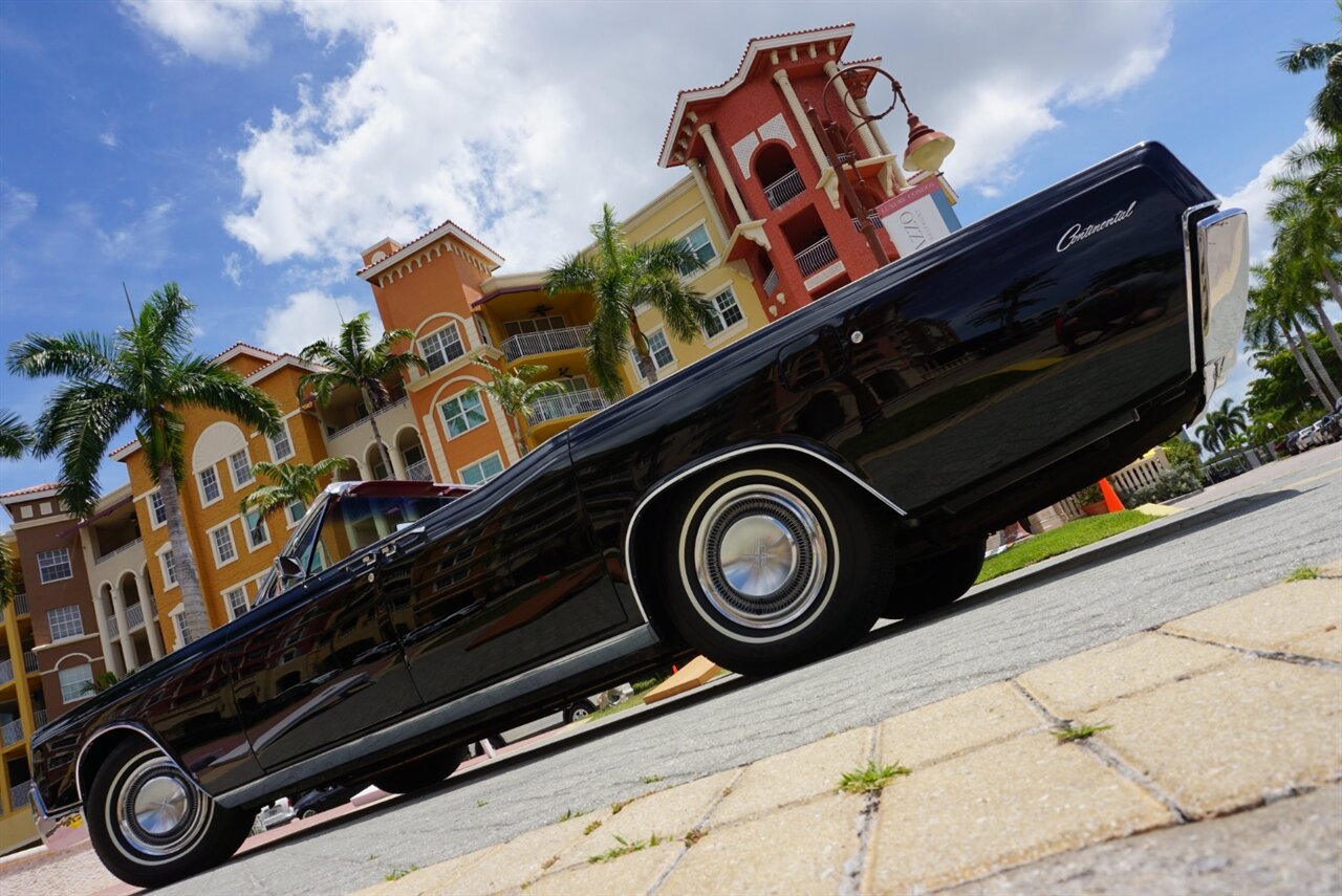 1967 Lincoln Continental Convertible   - Photo 39 - Naples, FL 34104