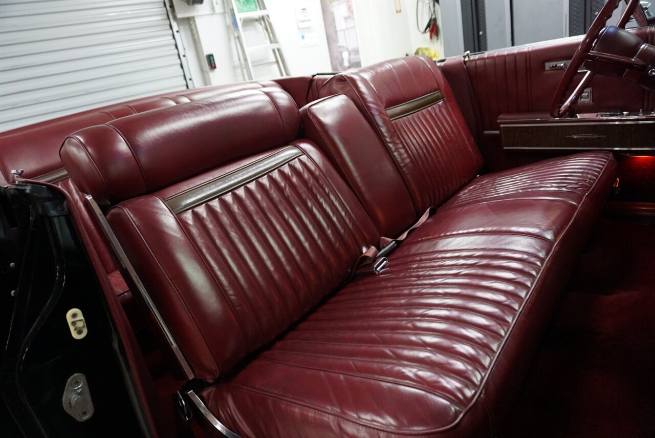 1967 Lincoln Continental Convertible   - Photo 16 - Naples, FL 34104