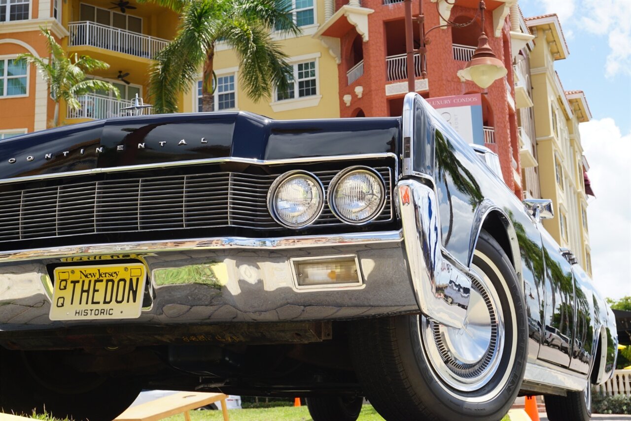 1967 Lincoln Continental Convertible   - Photo 26 - Naples, FL 34104