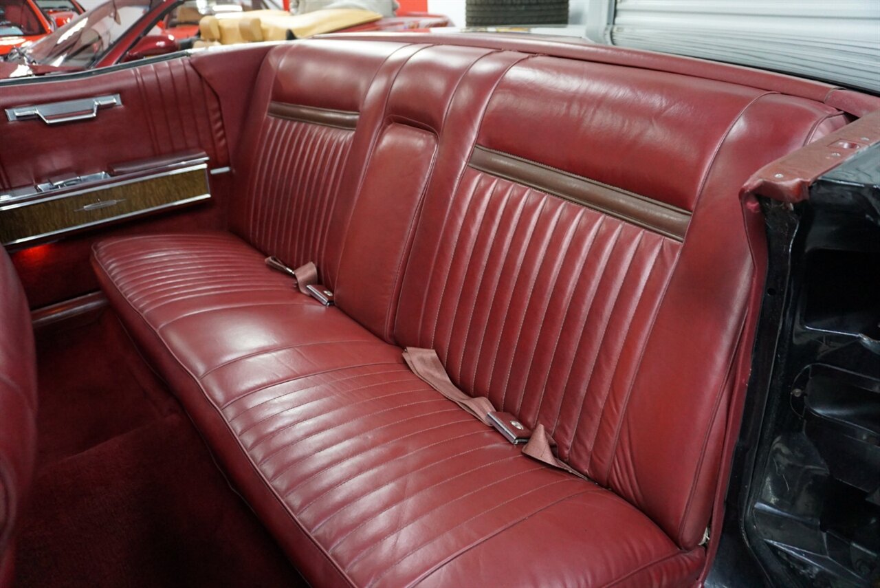 1967 Lincoln Continental Convertible   - Photo 20 - Naples, FL 34104