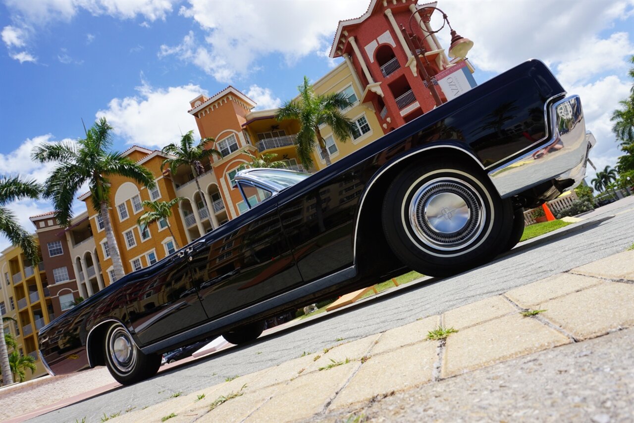 1967 Lincoln Continental Convertible   - Photo 37 - Naples, FL 34104