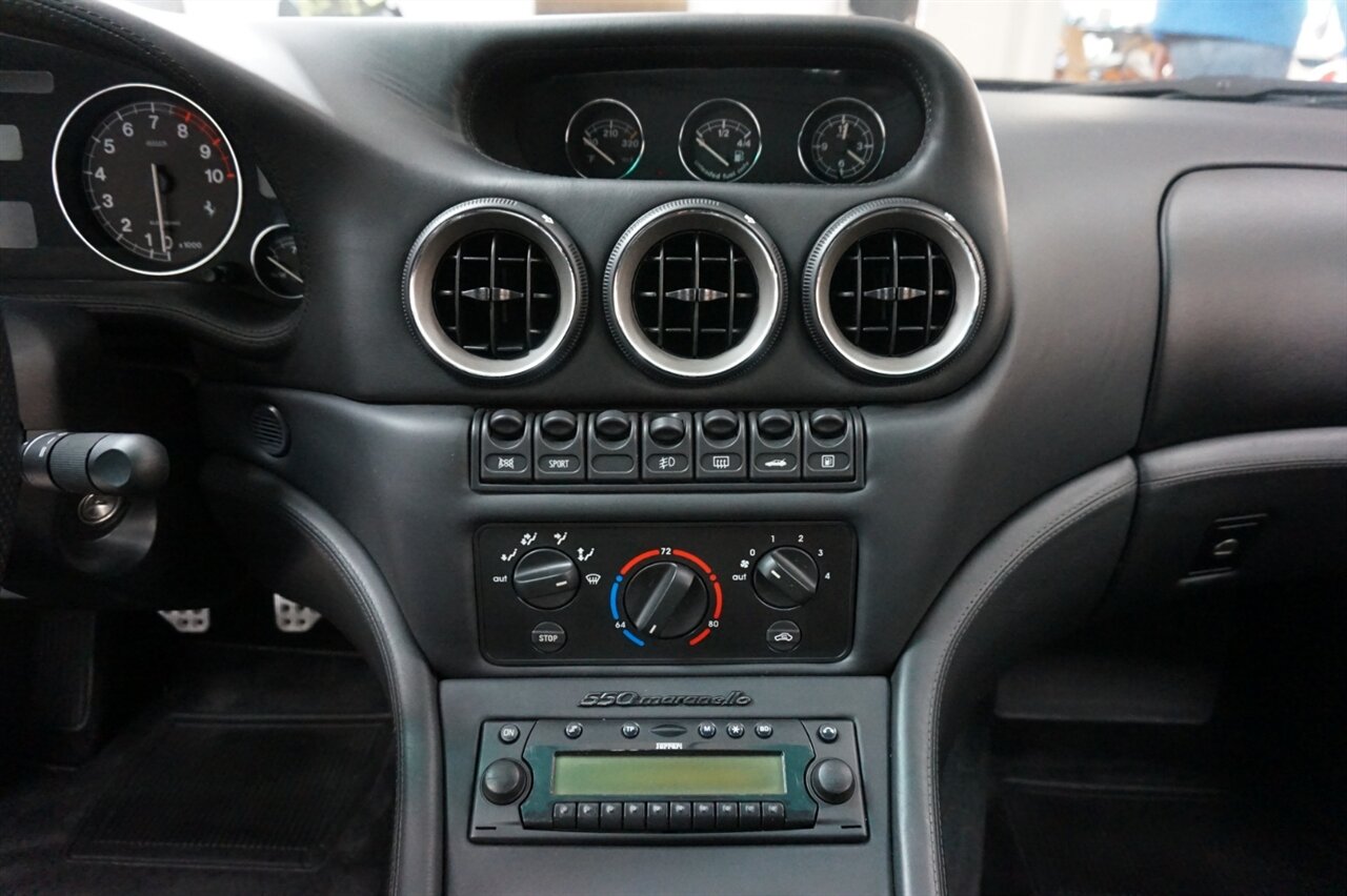 2000 Ferrari 550 Maranello   - Photo 13 - Naples, FL 34104