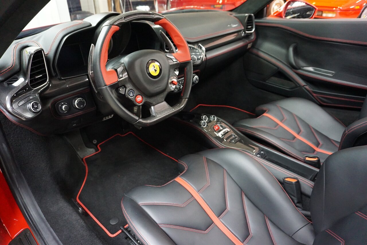 2013 Ferrari 458 Spider   - Photo 2 - Naples, FL 34104