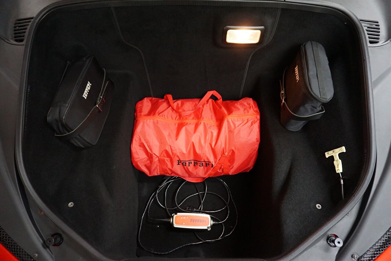 2013 Ferrari 458 Spider   - Photo 23 - Naples, FL 34104