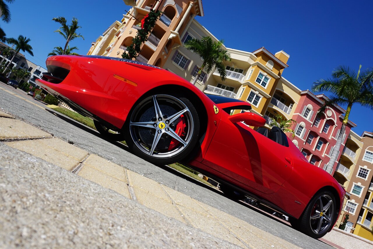 2013 Ferrari 458 Spider   - Photo 61 - Naples, FL 34104