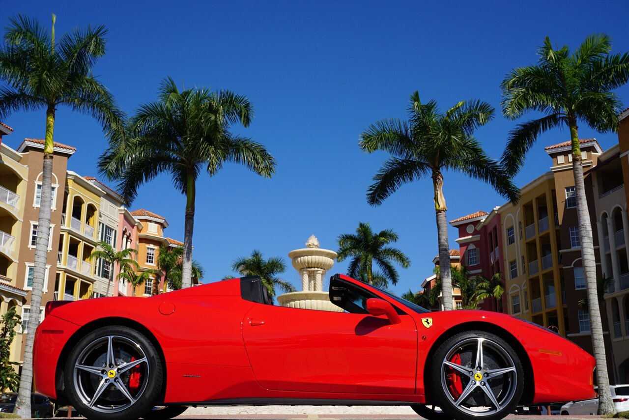 2013 Ferrari 458 Spider   - Photo 30 - Naples, FL 34104