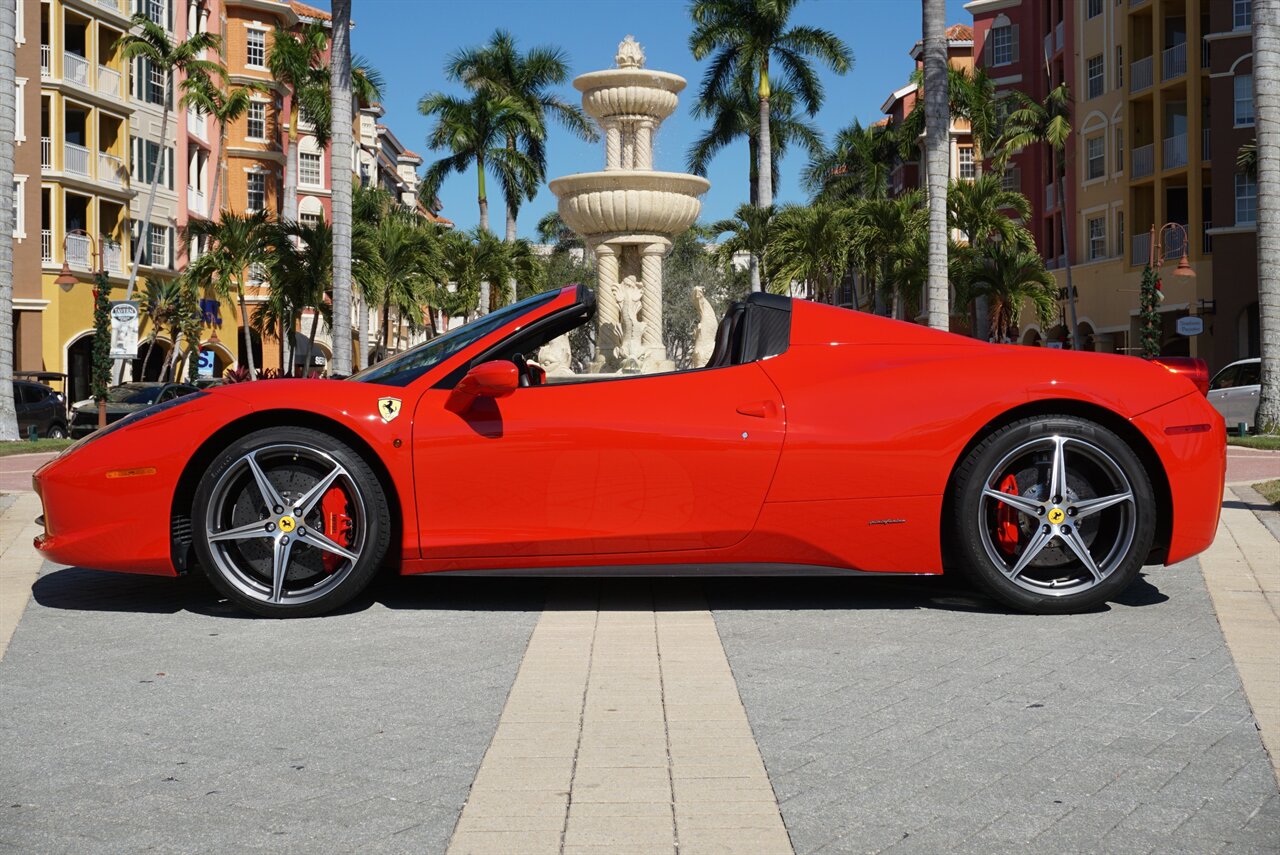 2013 Ferrari 458 Spider   - Photo 5 - Naples, FL 34104