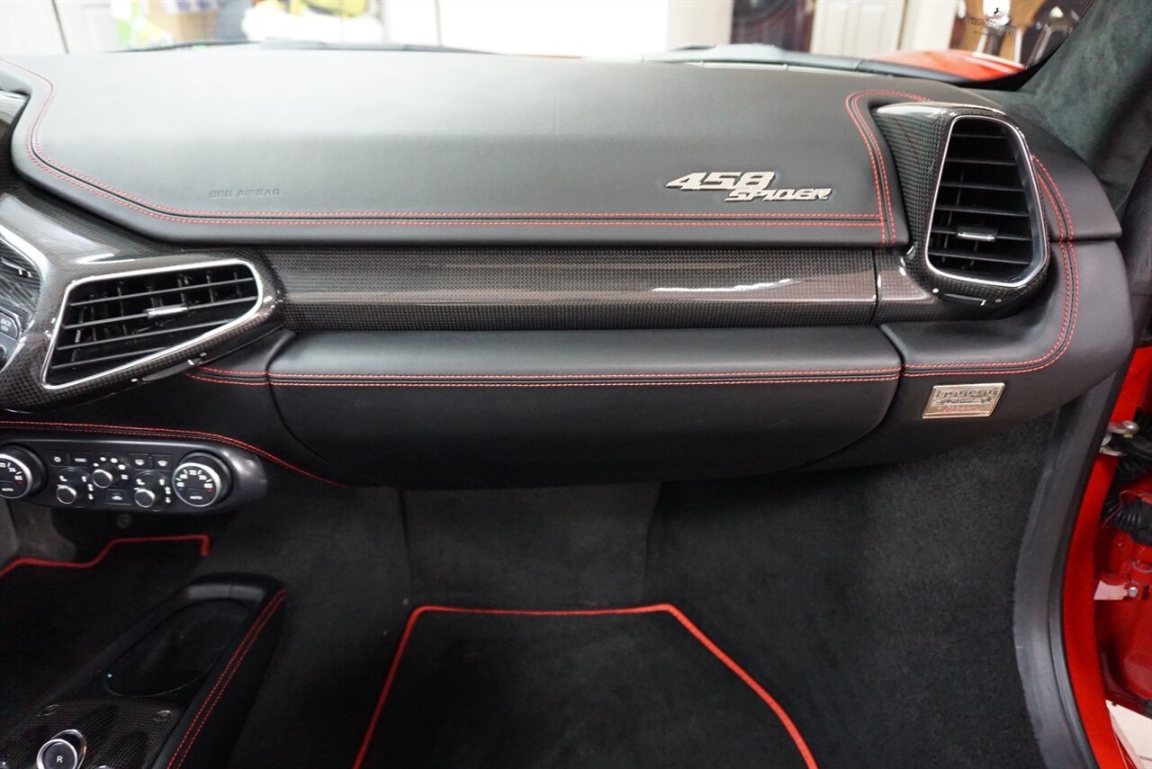 2013 Ferrari 458 Spider   - Photo 19 - Naples, FL 34104
