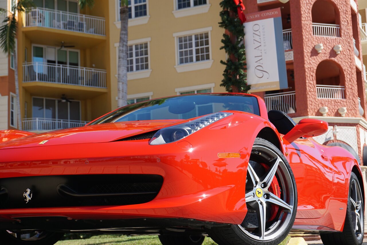 2013 Ferrari 458 Spider   - Photo 26 - Naples, FL 34104