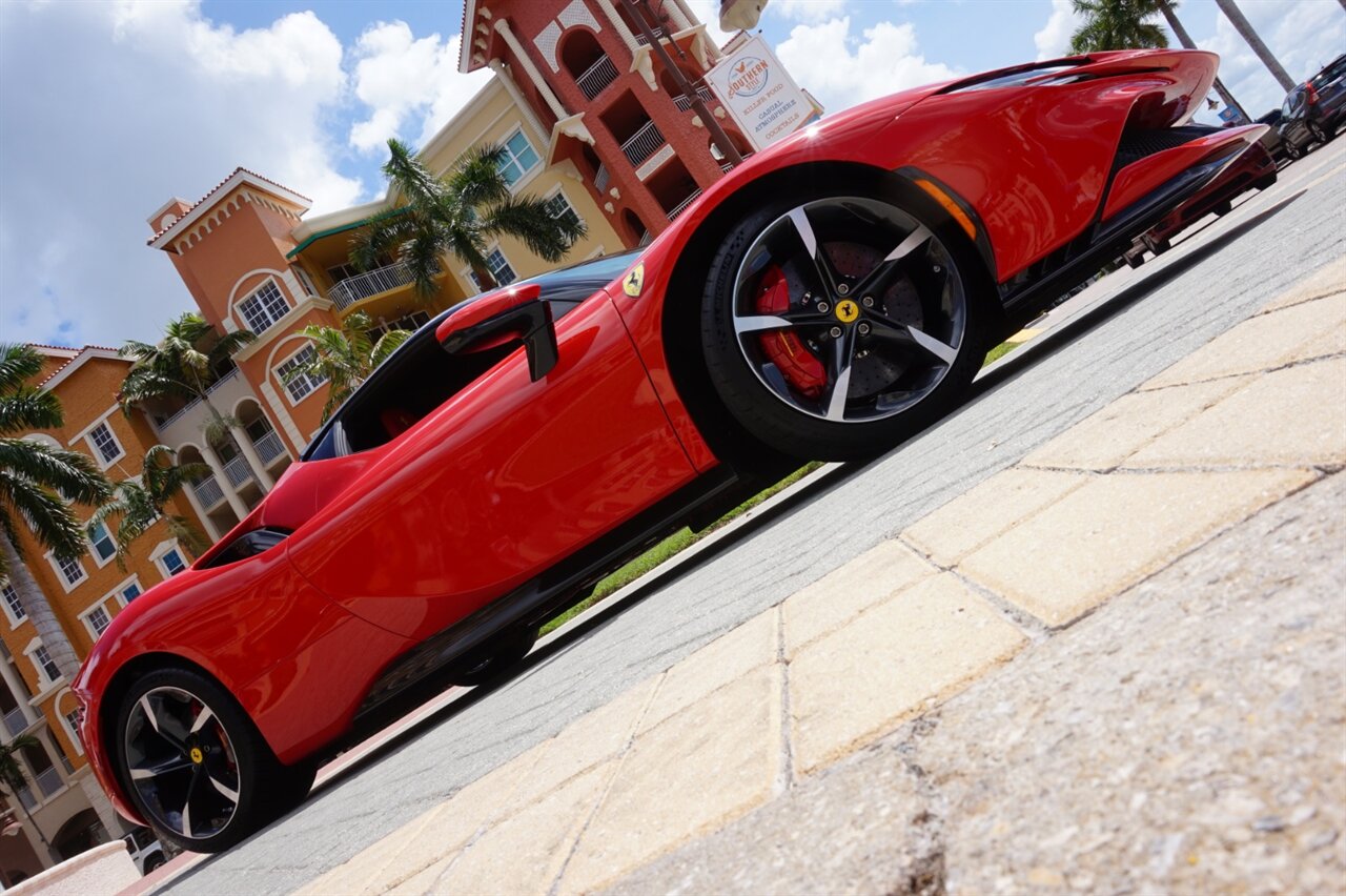 2021 Ferrari SF90 Stradale Assetto Fiorano   - Photo 35 - Naples, FL 34104