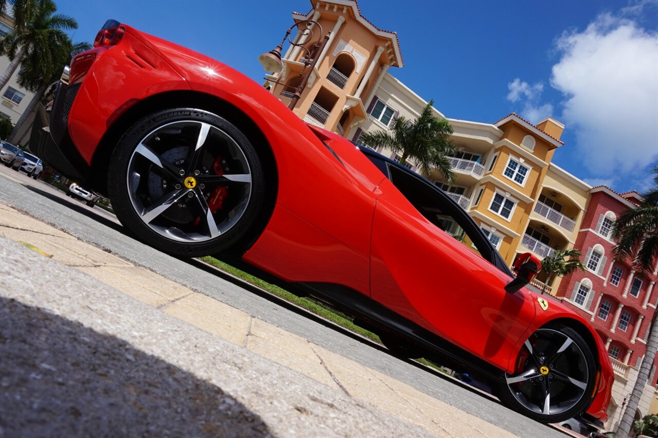 2021 Ferrari SF90 Stradale Assetto Fiorano   - Photo 60 - Naples, FL 34104