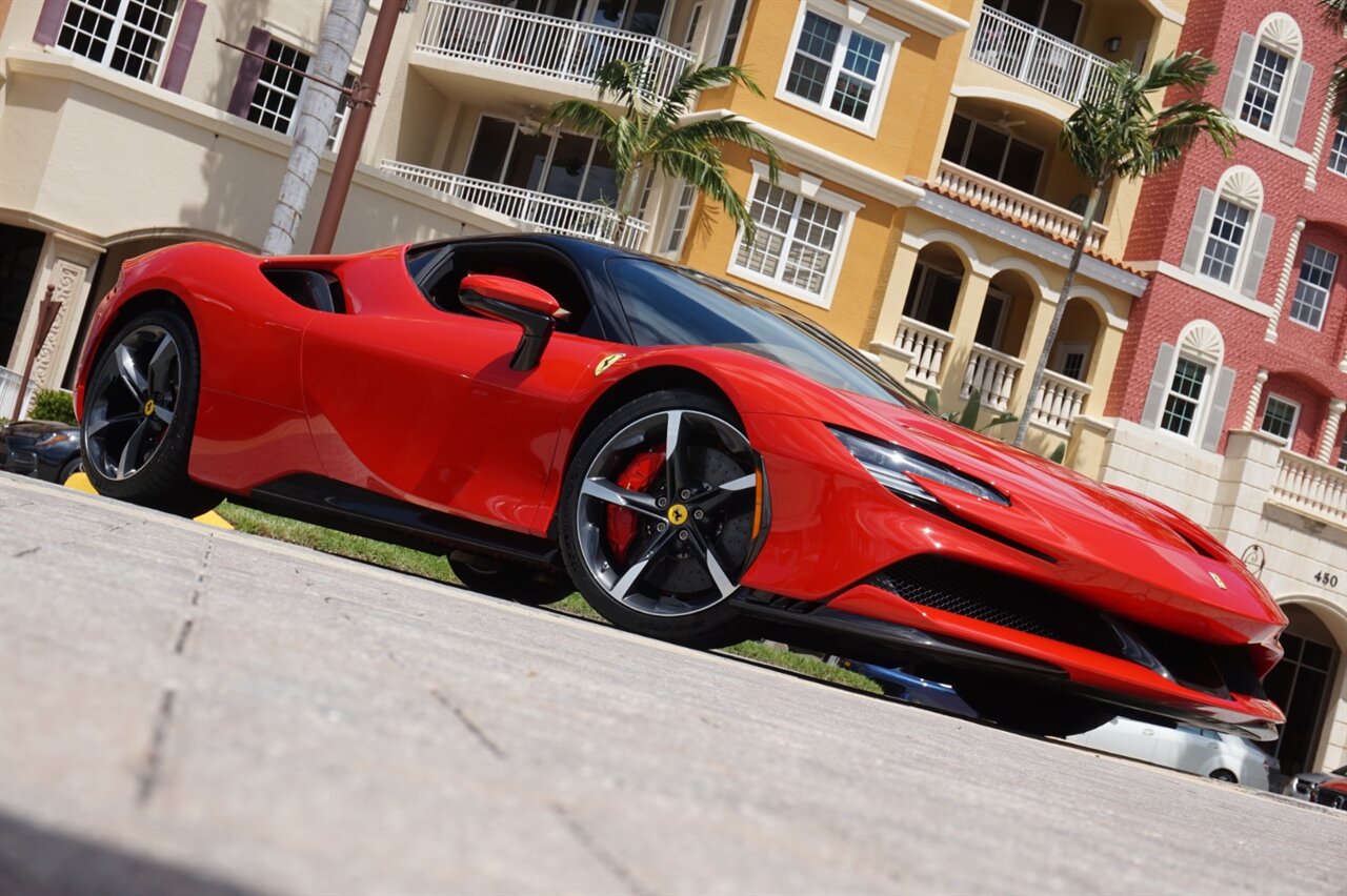 2021 Ferrari SF90 Stradale Assetto Fiorano   - Photo 67 - Naples, FL 34104