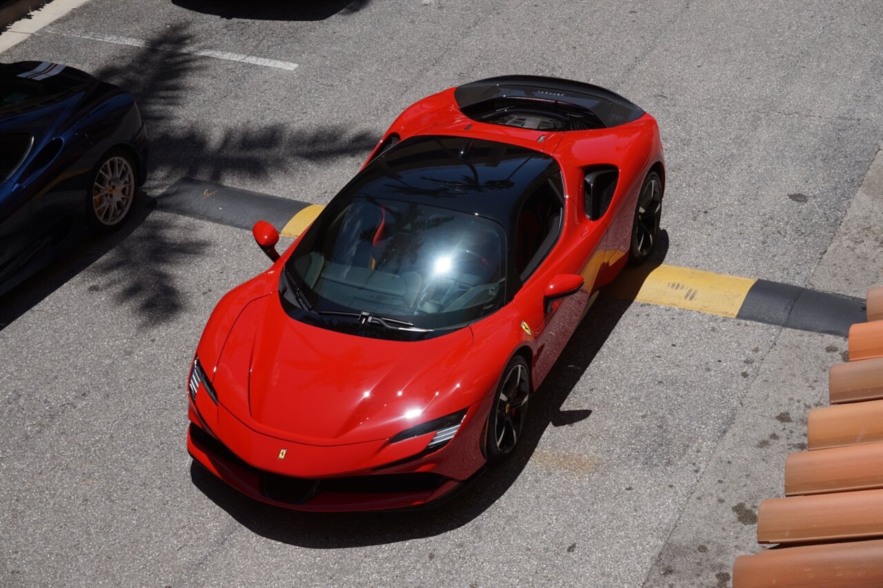 2021 Ferrari SF90 Stradale Assetto Fiorano   - Photo 63 - Naples, FL 34104