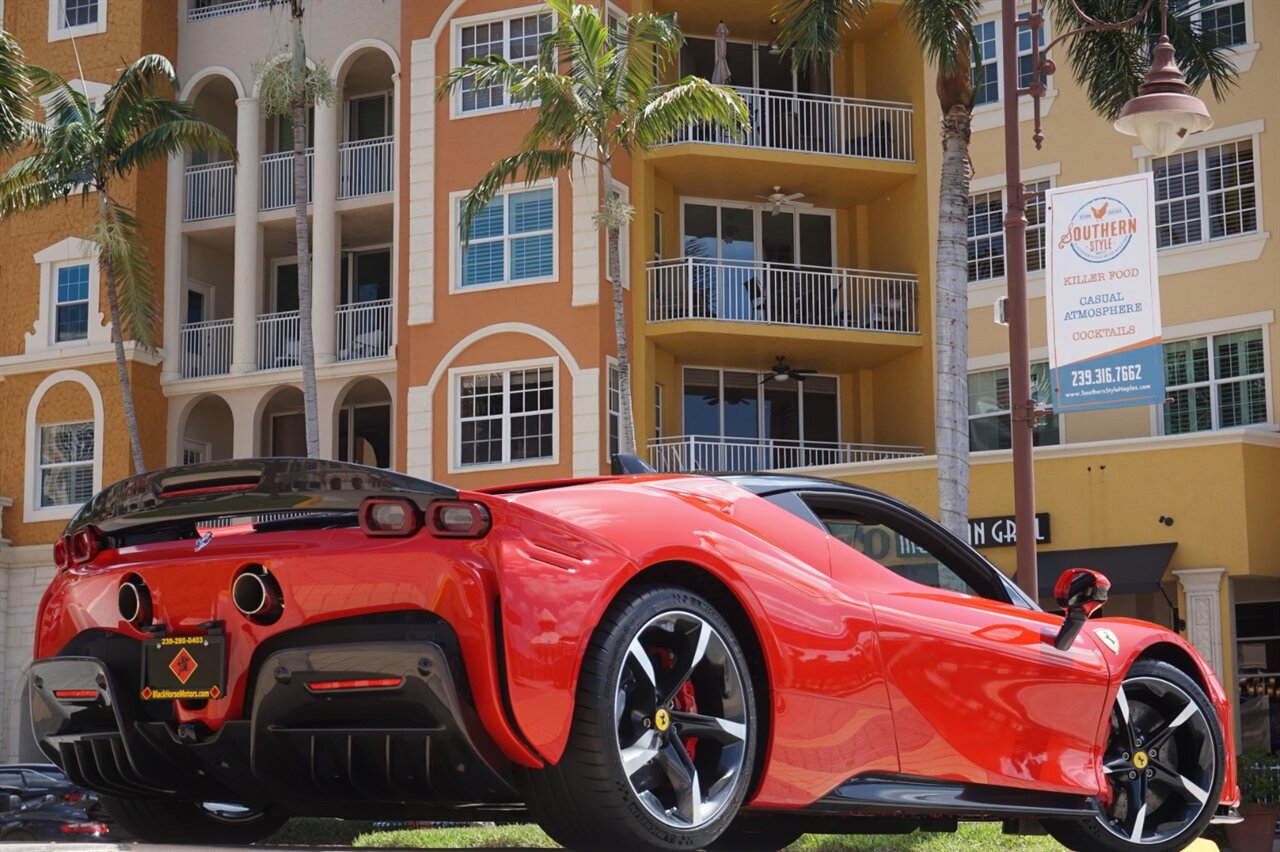 2021 Ferrari SF90 Stradale Assetto Fiorano   - Photo 57 - Naples, FL 34104