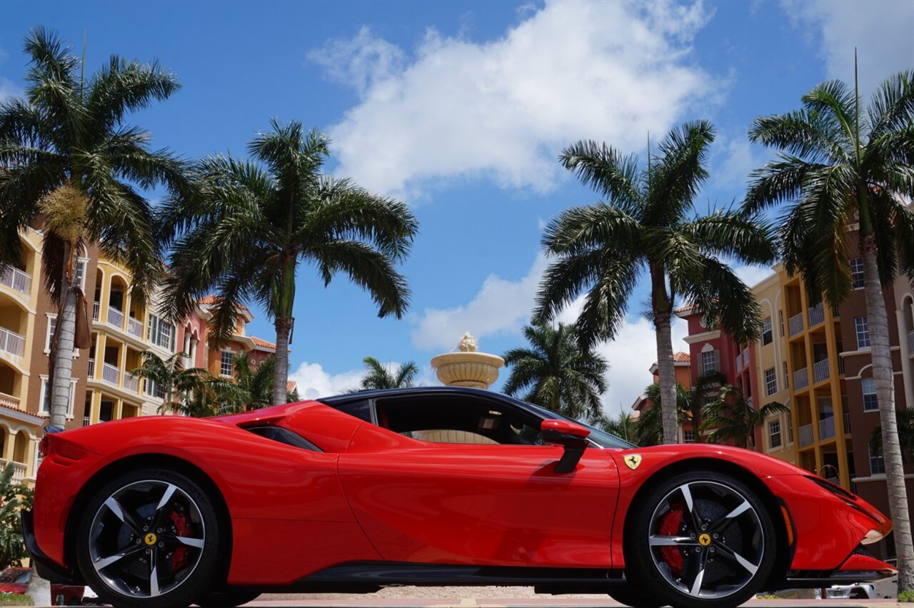 2021 Ferrari SF90 Stradale Assetto Fiorano   - Photo 29 - Naples, FL 34104