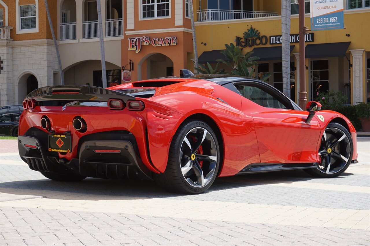 2021 Ferrari SF90 Stradale Assetto Fiorano   - Photo 32 - Naples, FL 34104