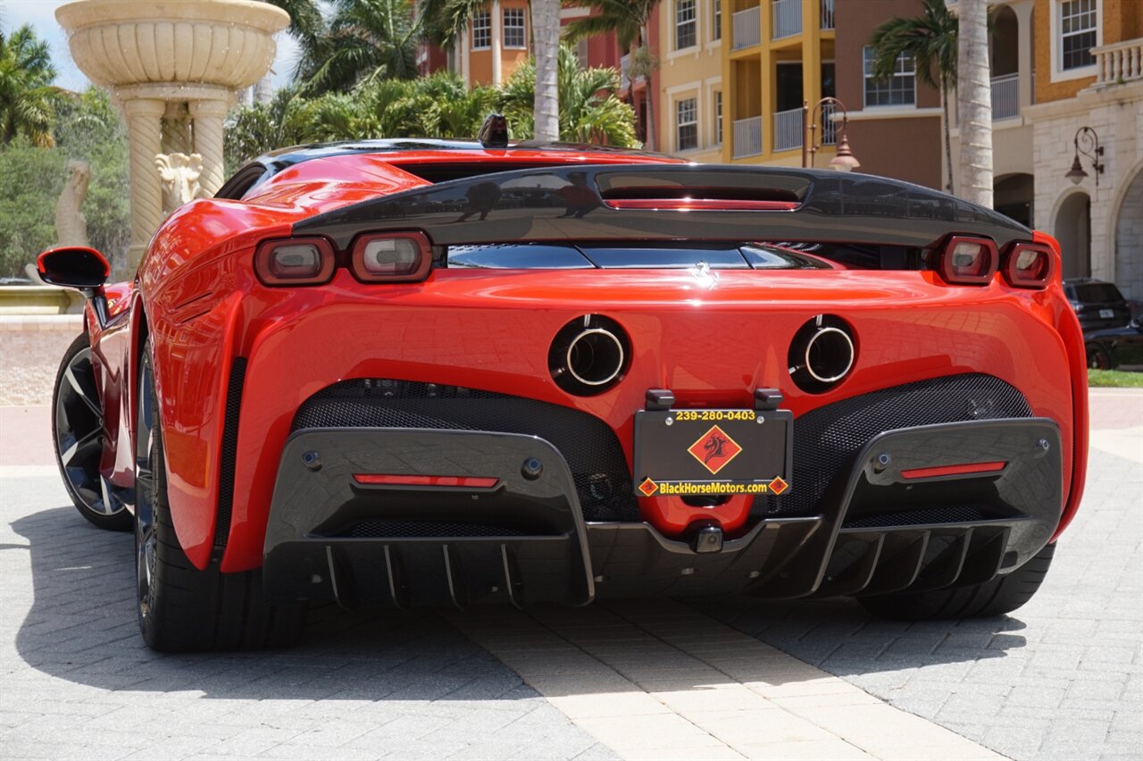 2021 Ferrari SF90 Stradale Assetto Fiorano   - Photo 46 - Naples, FL 34104