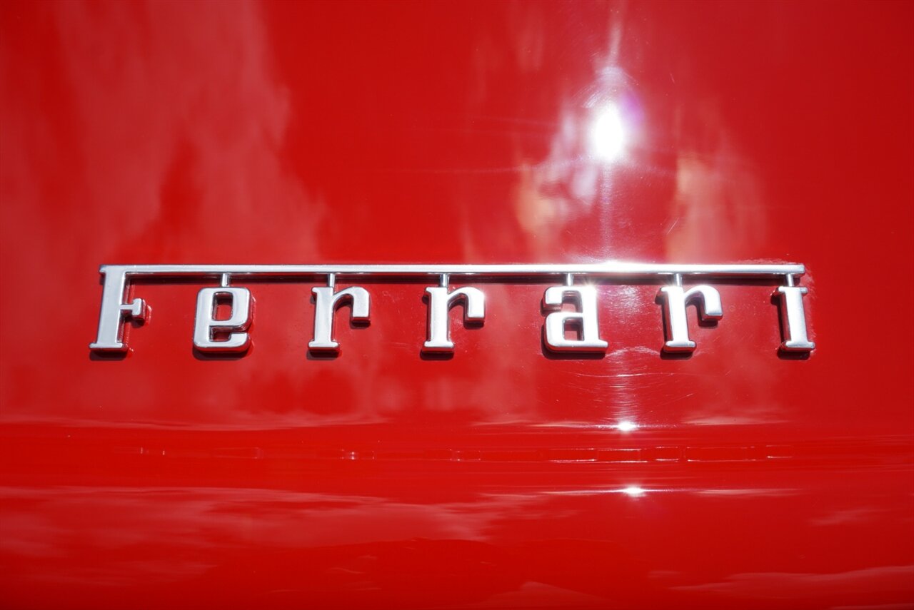 2001 Ferrari 550 Maranello - Photo 53 - Naples, FL 34104