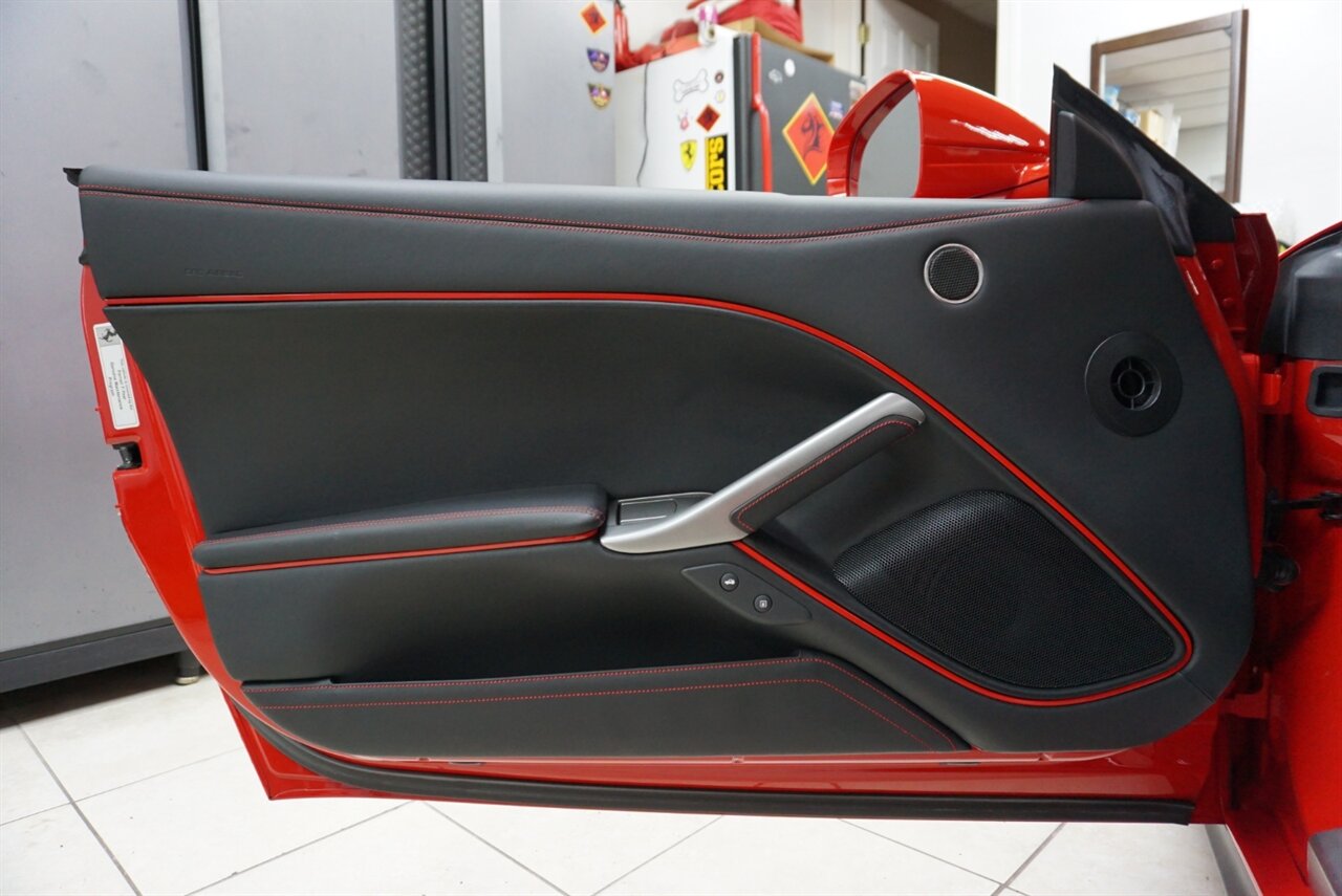 2016 Ferrari F12 berlinetta   - Photo 10 - Naples, FL 34104