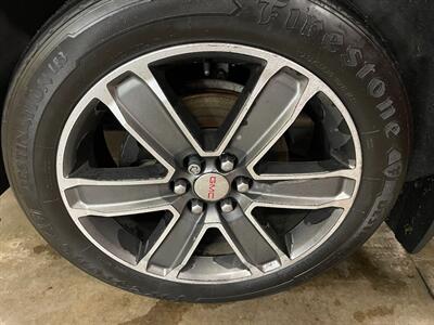 2019 GMC Acadia Denali - Photo 26 - Saint Louis, MI 48880-9800