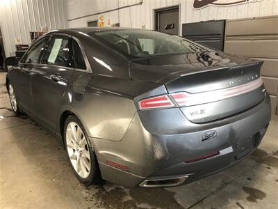 2016 Lincoln MKZ/Zephyr   - Photo 3 - Saint Louis, MI 48880-9800