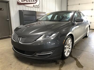 2016 Lincoln MKZ/Zephyr   - Photo 2 - Saint Louis, MI 48880-9800