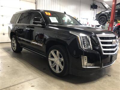 2017 Cadillac Escalade Premium Luxury   - Photo 6 - Saint Louis, MI 48880-9800