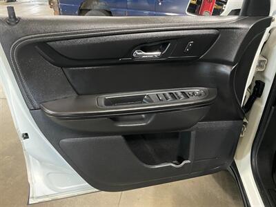 2014 Chevrolet Traverse LT   - Photo 23 - Saint Louis, MI 48880-9800