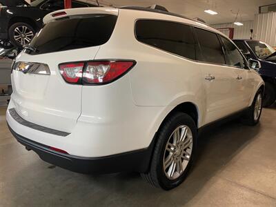 2014 Chevrolet Traverse LT   - Photo 4 - Saint Louis, MI 48880-9800
