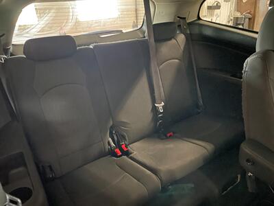 2014 Chevrolet Traverse LT   - Photo 19 - Saint Louis, MI 48880-9800