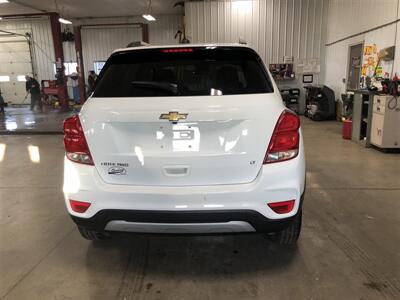 2020 Chevrolet Trax LT   - Photo 24 - Saint Louis, MI 48880-9800