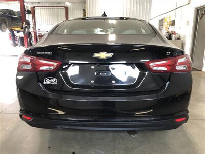 2020 Chevrolet Malibu LT   - Photo 22 - Saint Louis, MI 48880-9800