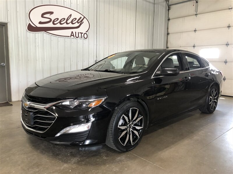 2020 Chevrolet Malibu LT - Photo 1 - Saint Louis, MI 48880-9800