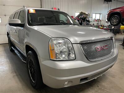 2013 GMC Yukon XL Denali   - Photo 4 - Saint Louis, MI 48880-9800