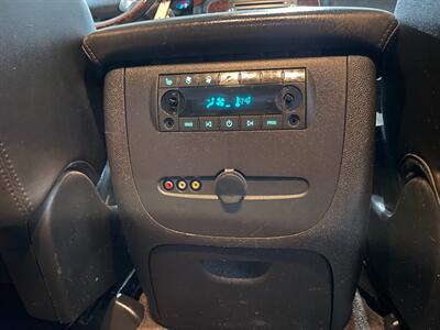 2013 GMC Yukon XL Denali   - Photo 22 - Saint Louis, MI 48880-9800