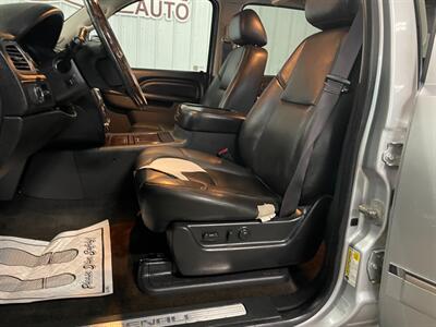 2013 GMC Yukon XL Denali   - Photo 16 - Saint Louis, MI 48880-9800