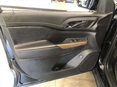 2021 GMC Acadia SLE   - Photo 22 - Saint Louis, MI 48880-9800