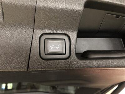 2021 GMC Acadia SLE   - Photo 26 - Saint Louis, MI 48880-9800