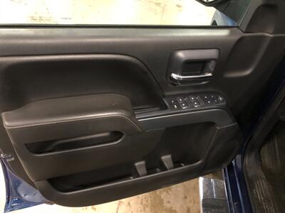 2017 Chevrolet Silverado 1500 LT   - Photo 21 - Saint Louis, MI 48880-9800