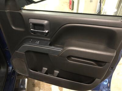 2017 Chevrolet Silverado 1500 LT   - Photo 22 - Saint Louis, MI 48880-9800